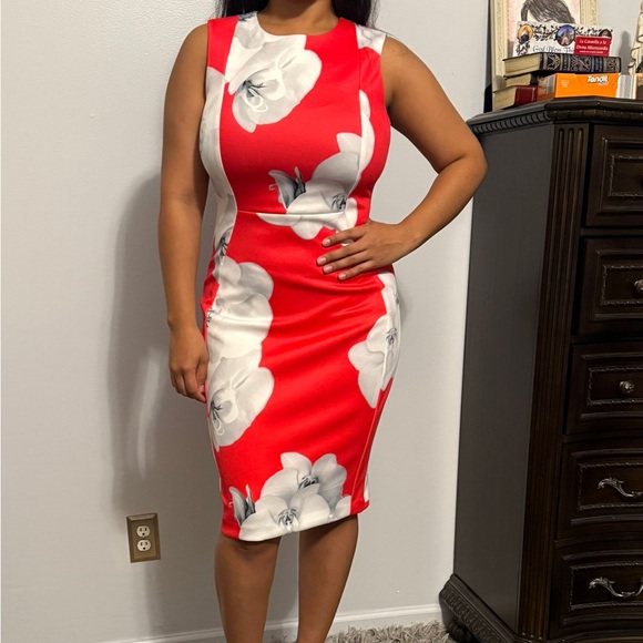 Size8 - Picture 3 of 6